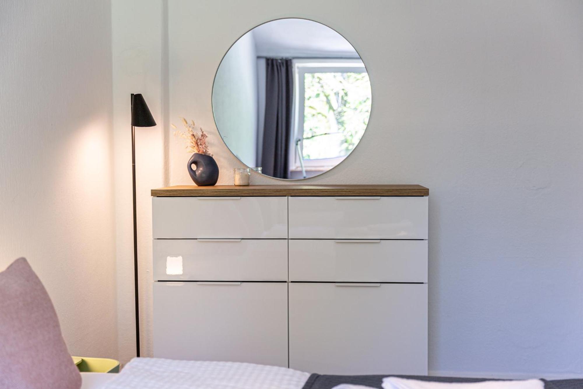 Have-A-Nice-Stay - Nahe Der U-Bahn Nach Hamburg - Natur 1 Minute Entfernt - Baecker & Restaurants 500M - Lidl 800M - Zentrum 1,5Km Ahrensburg Εξωτερικό φωτογραφία