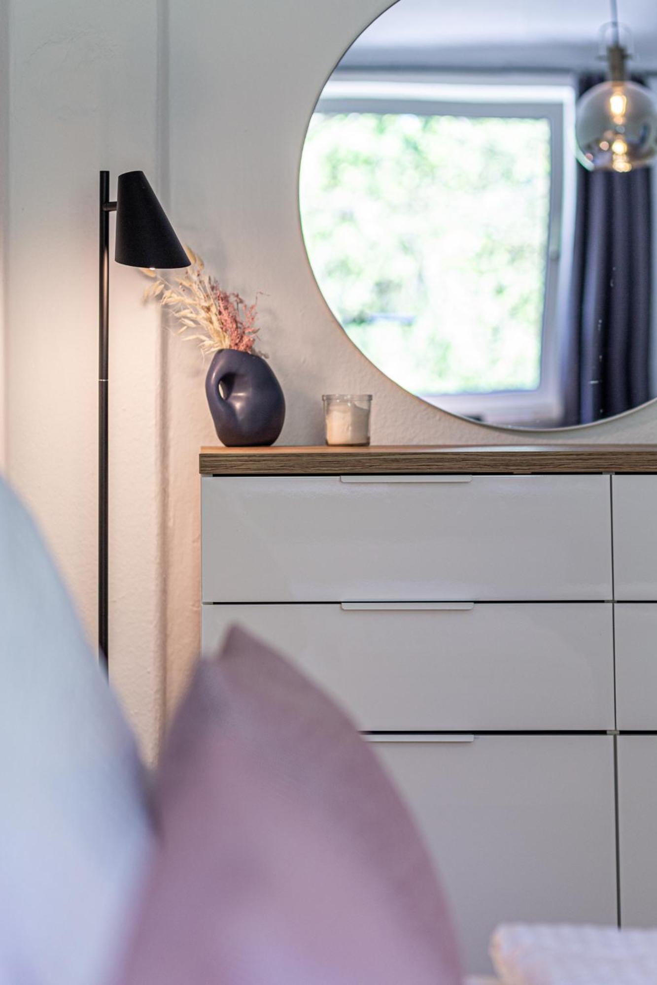 Have-A-Nice-Stay - Nahe Der U-Bahn Nach Hamburg - Natur 1 Minute Entfernt - Baecker & Restaurants 500M - Lidl 800M - Zentrum 1,5Km Ahrensburg Εξωτερικό φωτογραφία